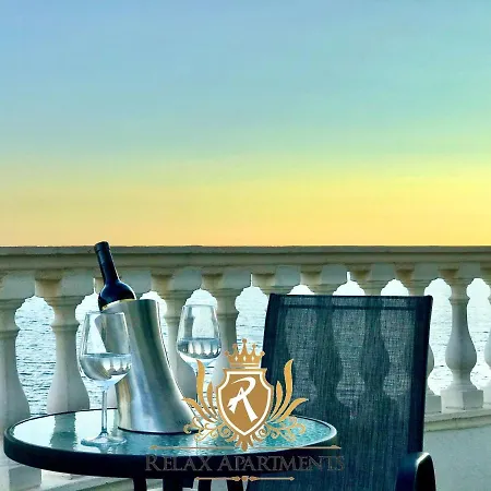 Alisja - Private Beach Hotel Sarande